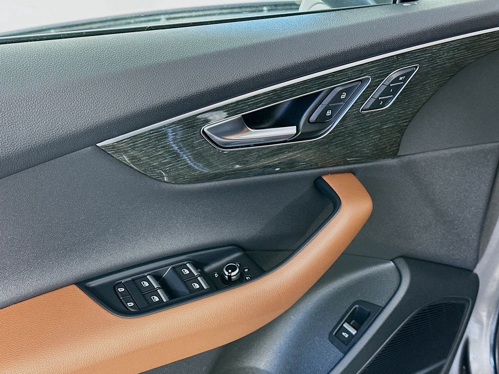 AudiQ724