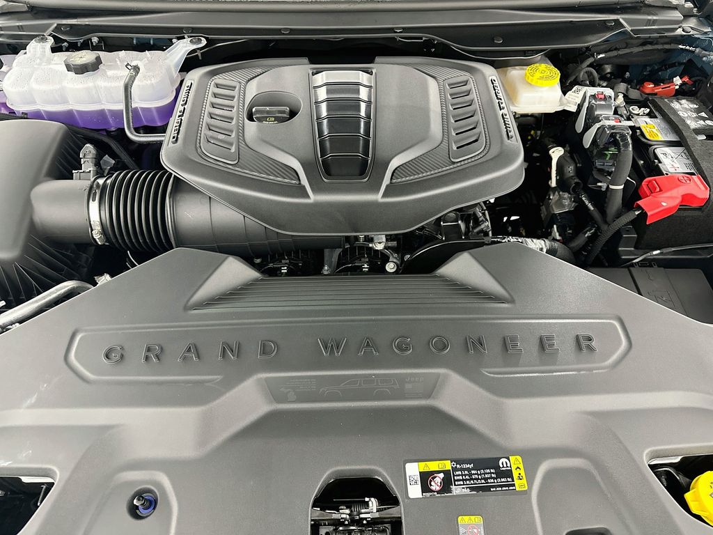JeepGrand Wagoneer18