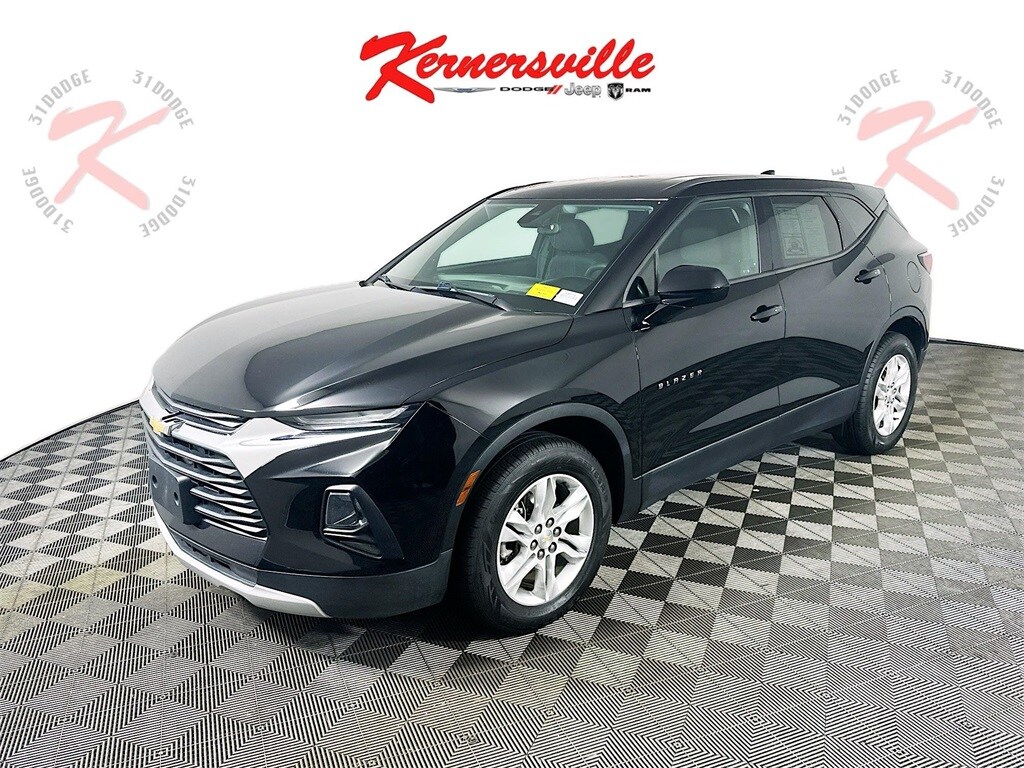 2021 Chevrolet Blazer 2LT photo 3