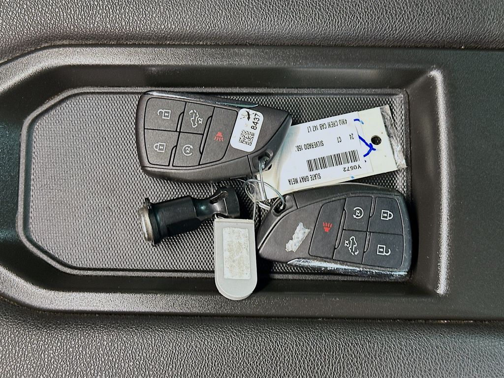 ChevroletSilverado 150035