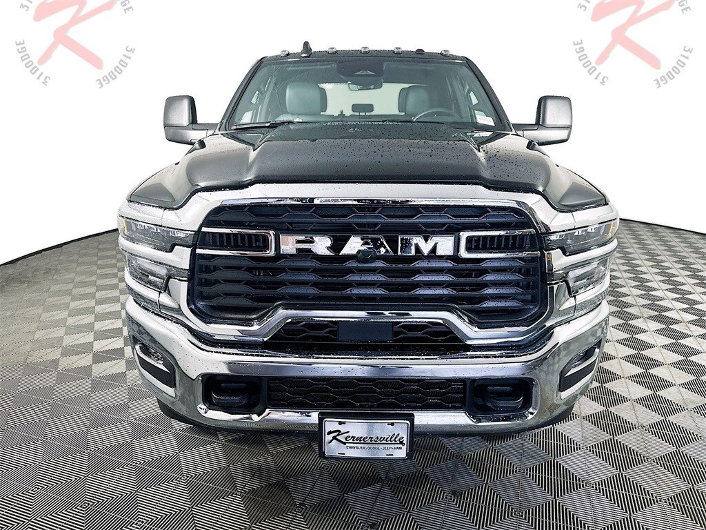 2026 Ram 2500 Tradesman photo 2