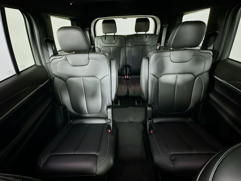 JeepGrand Cherokee L10