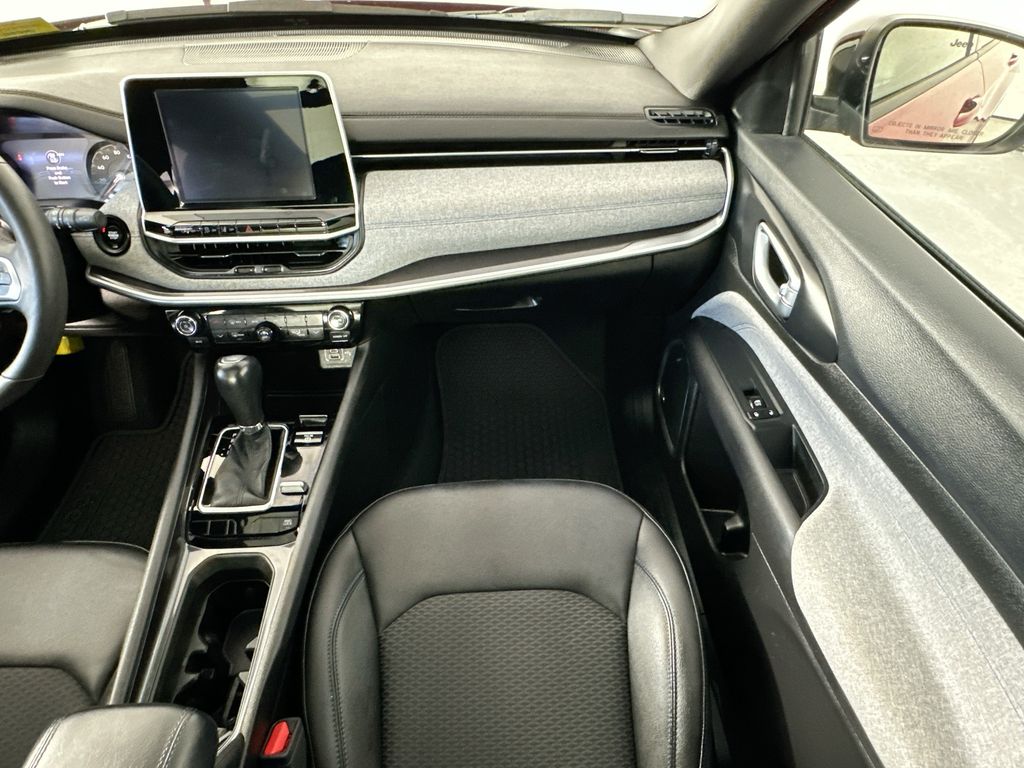 JeepCompass11