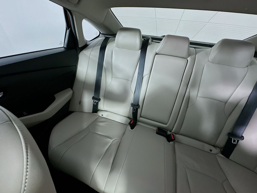 HondaAccord Hybrid12
