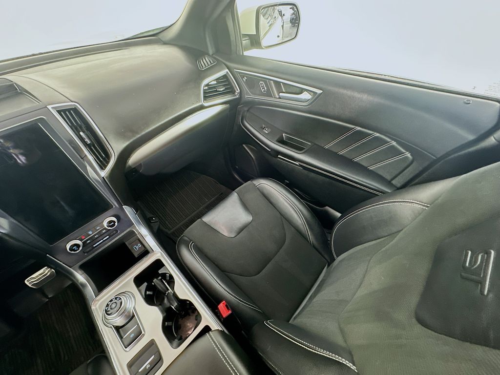 FordEdge11