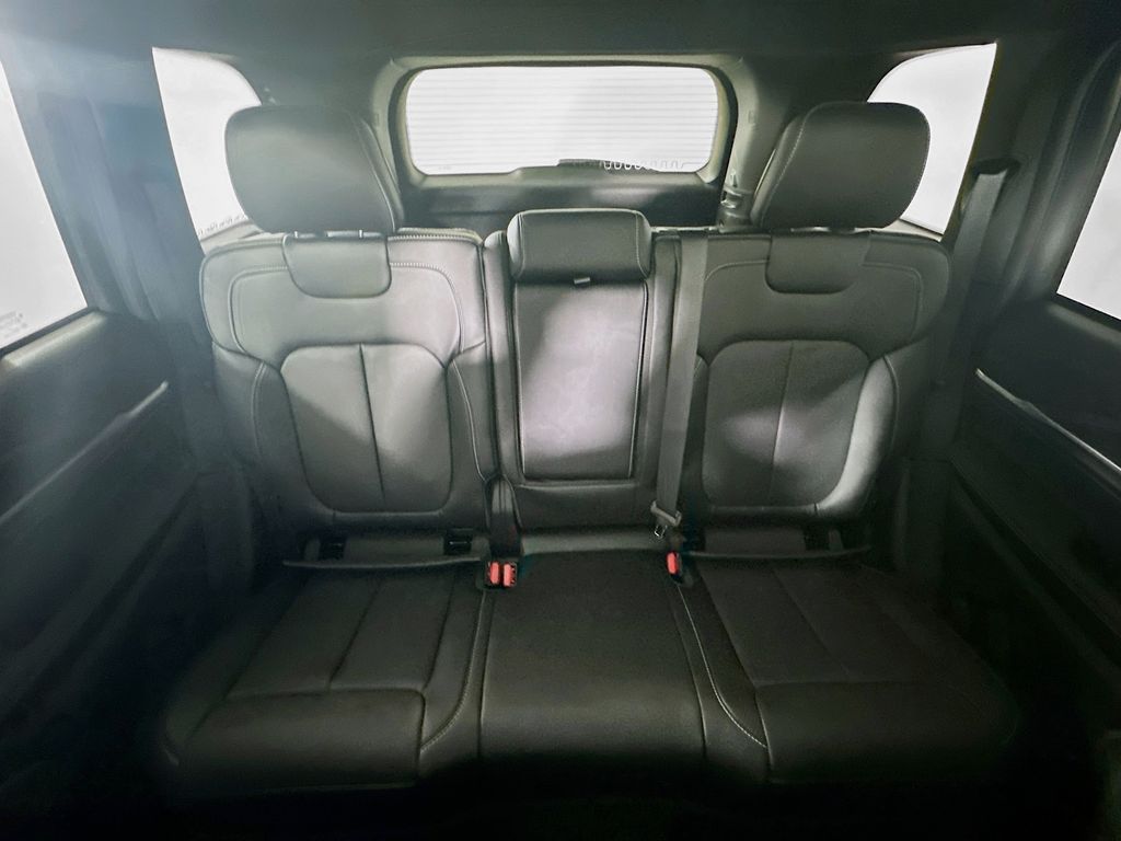JeepGrand Cherokee10