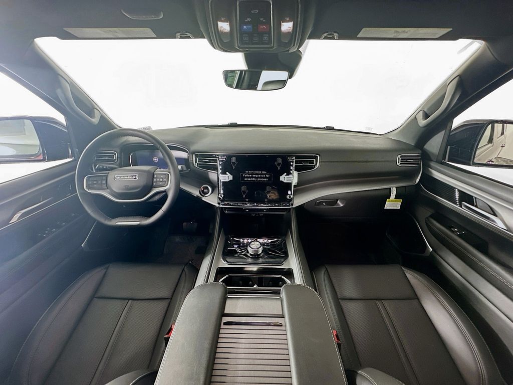 JeepGrand Wagoneer L9