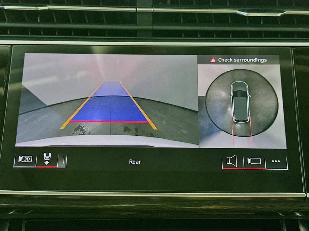 AudiQ720