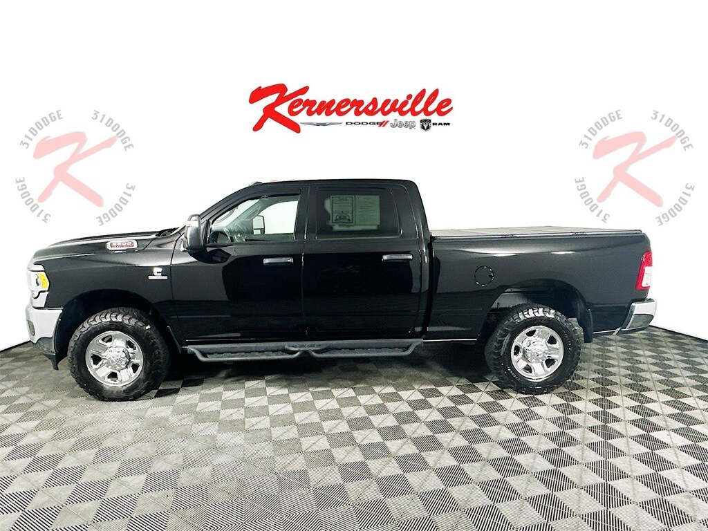 2023 Ram 3500 Tradesman photo 4