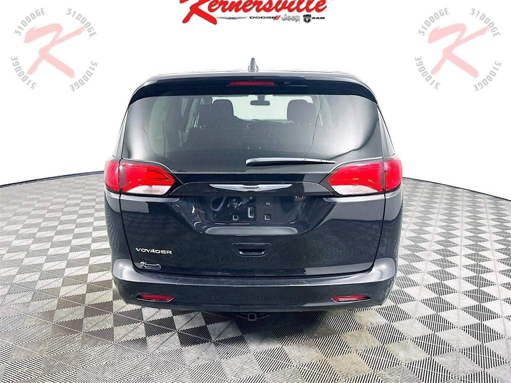 ChryslerVoyager6