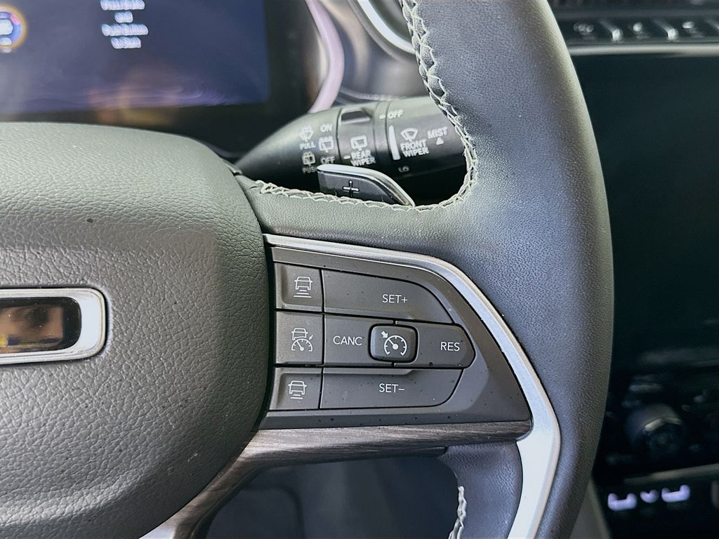JeepGrand Cherokee L27