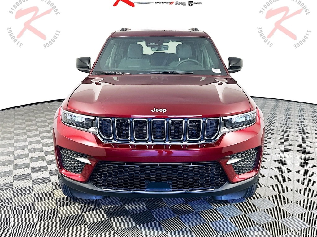 New 2025 Jeep Grand Cherokee Laredo X SUV