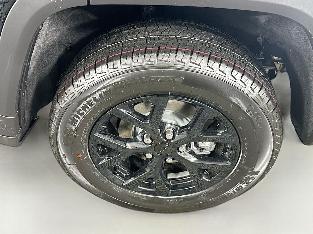 JeepGrand Cherokee16