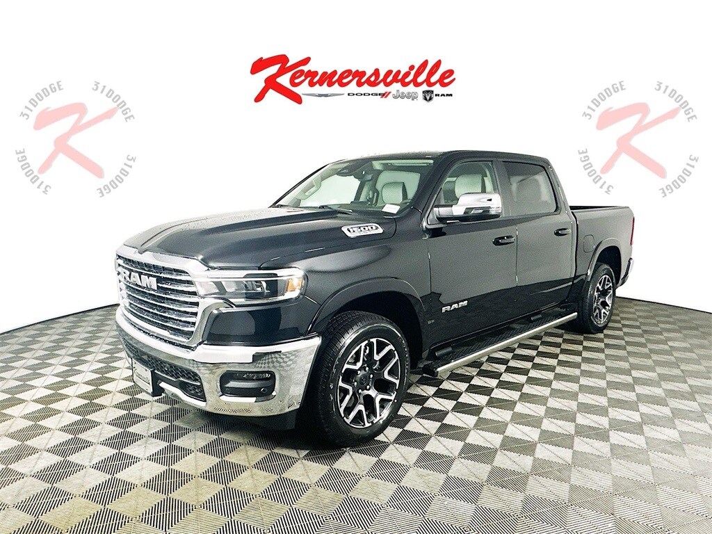 2025 Ram 1500 Laramie photo 3