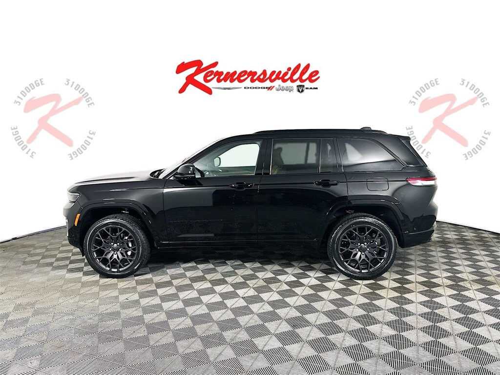 2025 Jeep Grand Cherokee Summit photo 4