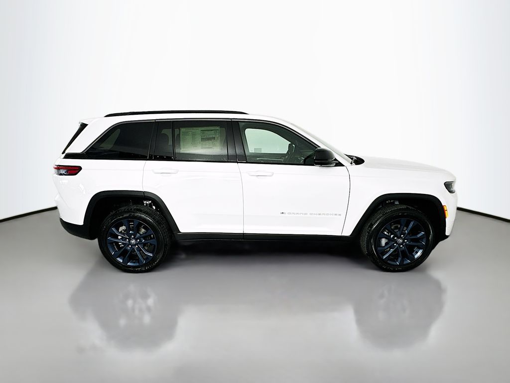 JeepGrand Cherokee8