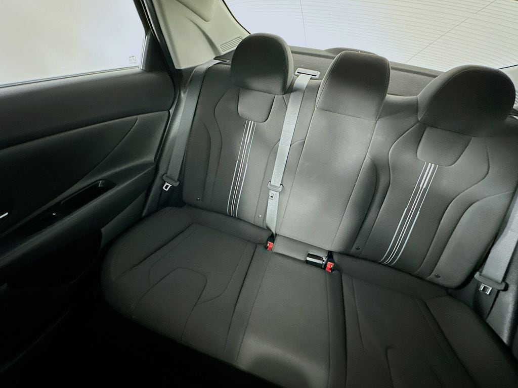 HyundaiElantra12