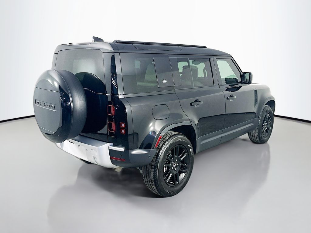 Land RoverDefender 1107