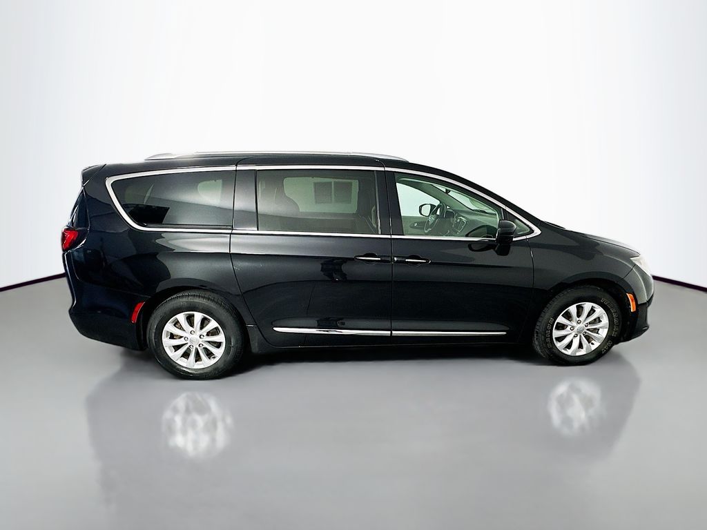ChryslerPacifica8
