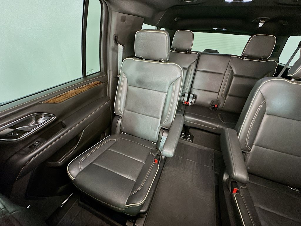 ChevroletSuburban12