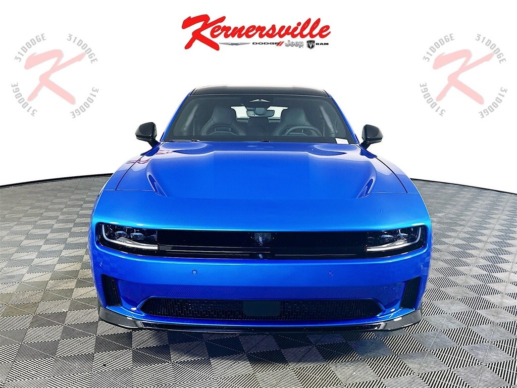 2026 Dodge Charger Daytona Scat Pack photo 2