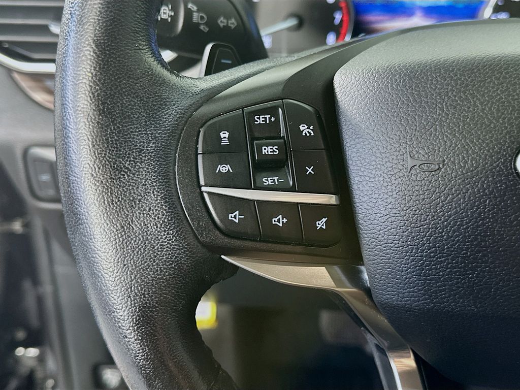 FordExplorer25