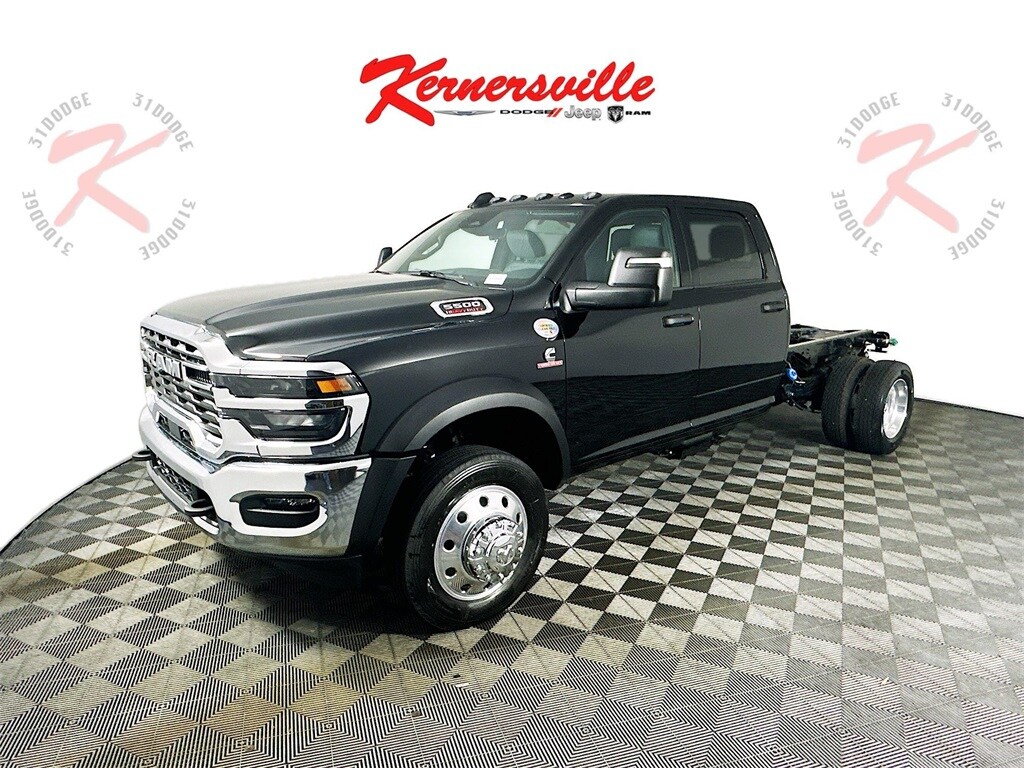 2026 Ram 5500 Tradesman photo 2