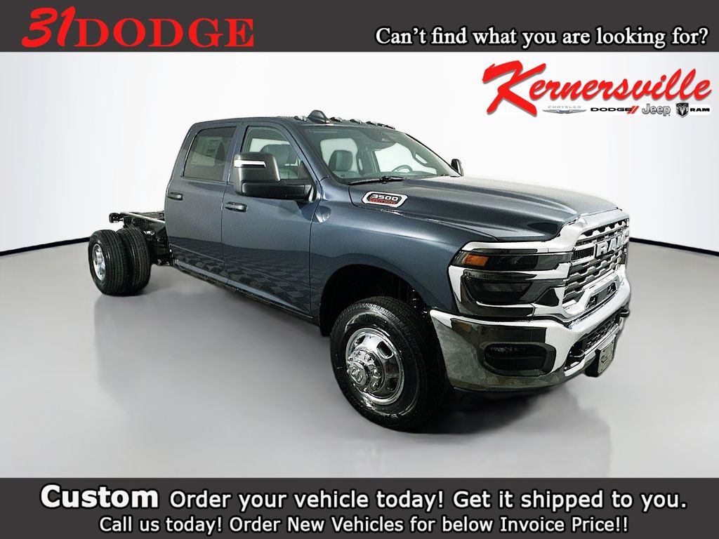 2026 RAM 3500 Tradesman 4X4 Crew Cab's photo