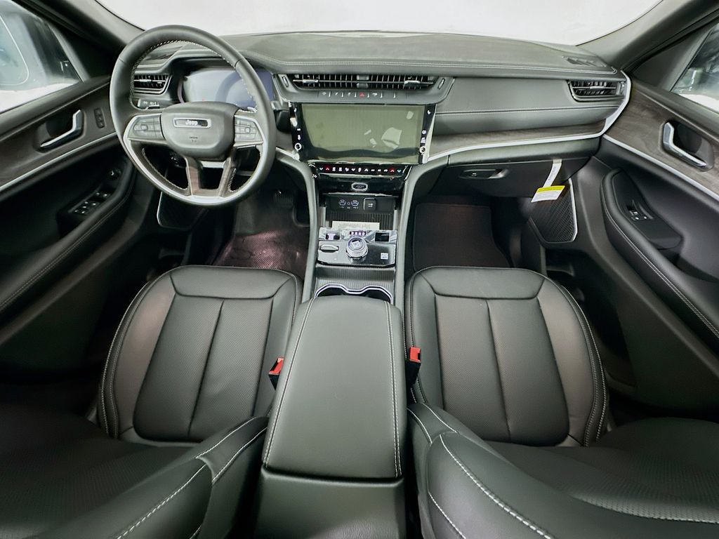 JeepGrand Cherokee L9