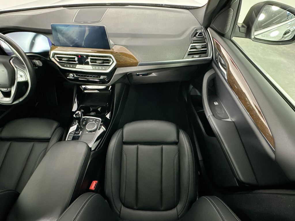BMWX311