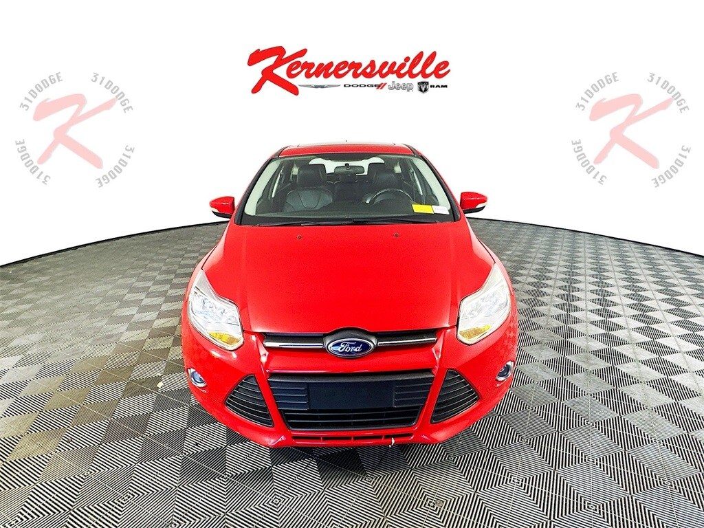 2014 Ford Focus SE photo 2