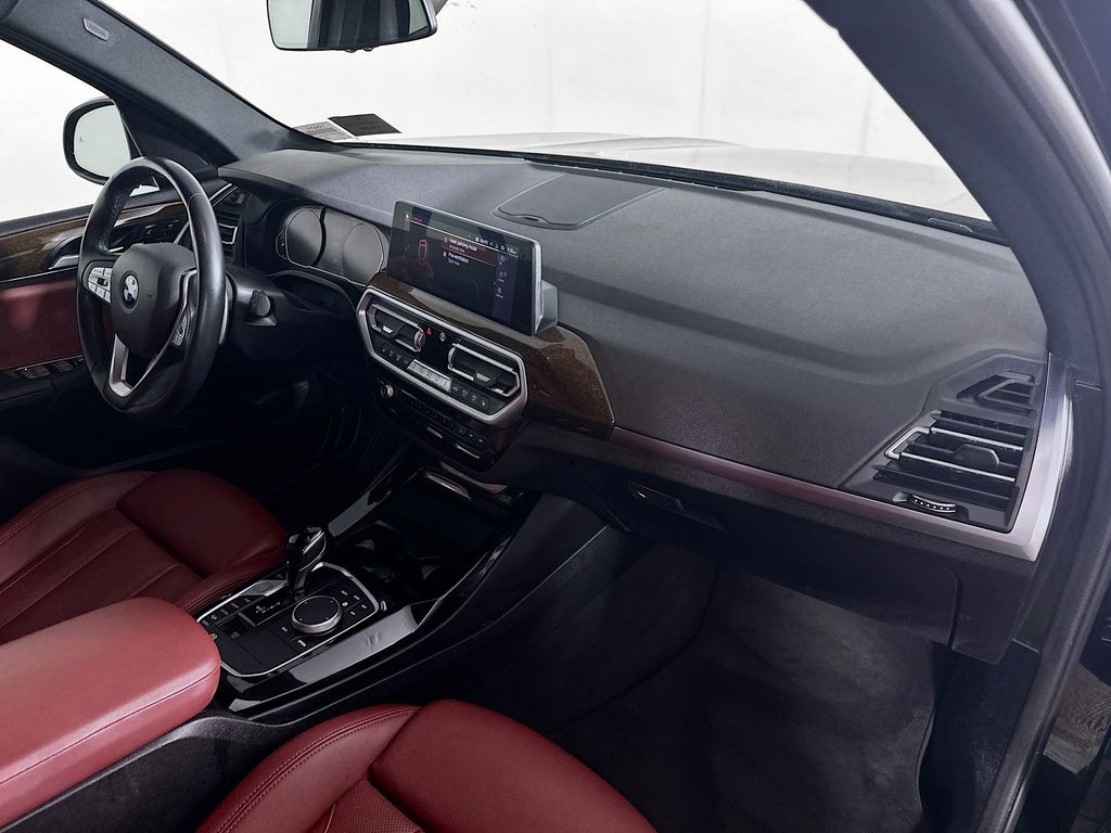 BMWX332