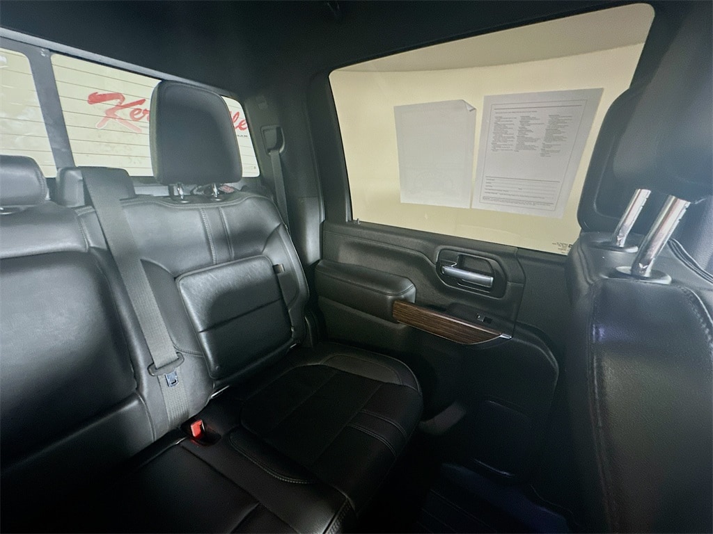 ChevroletSilverado 2500HD14