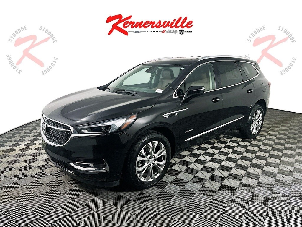 2021 Buick Enclave Avenir Sport photo 3