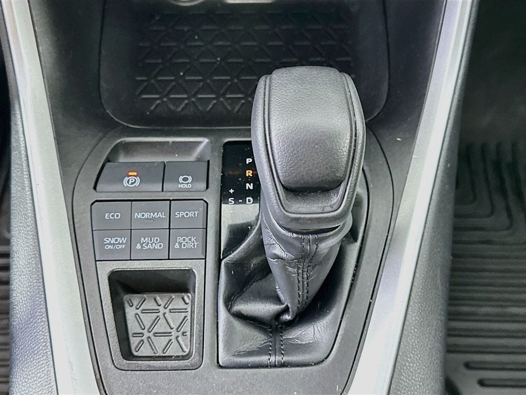 ToyotaRAV416