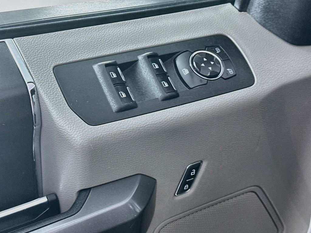 FordF-15023
