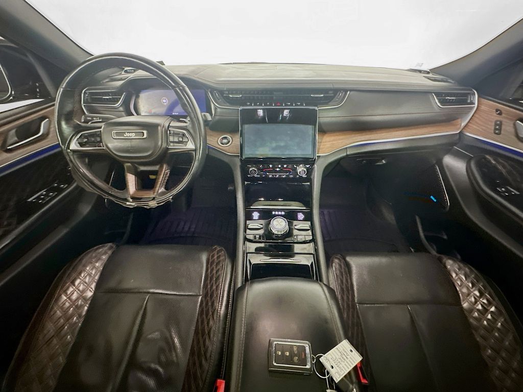 JeepGrand Cherokee10
