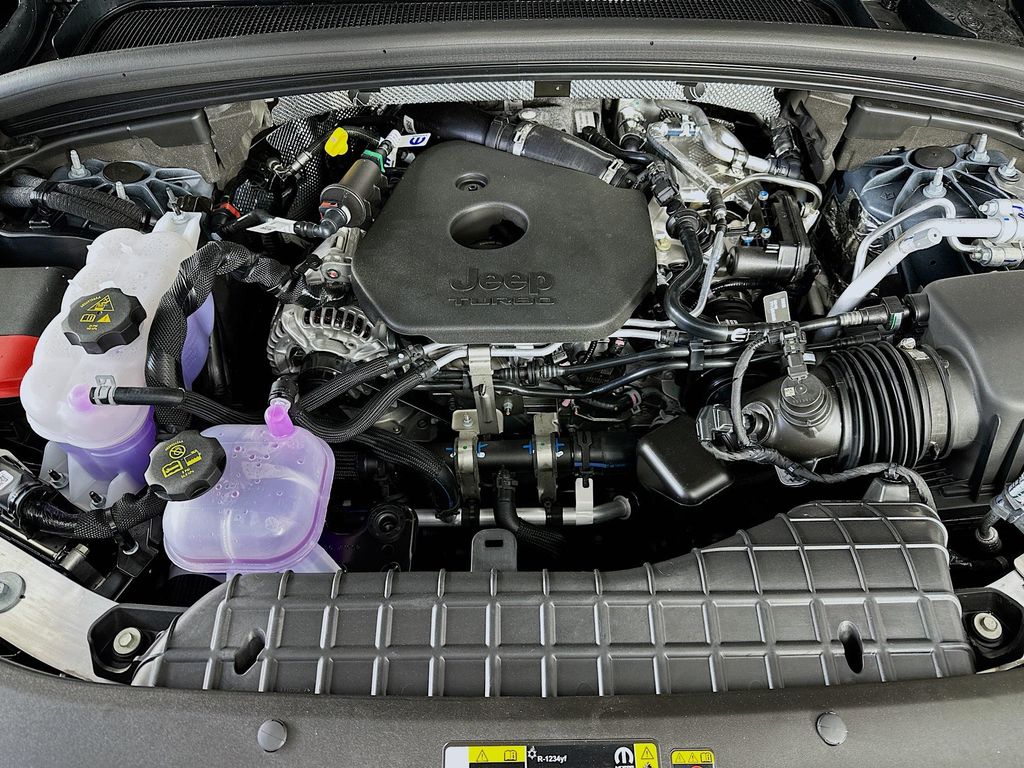 JeepGrand Cherokee L18