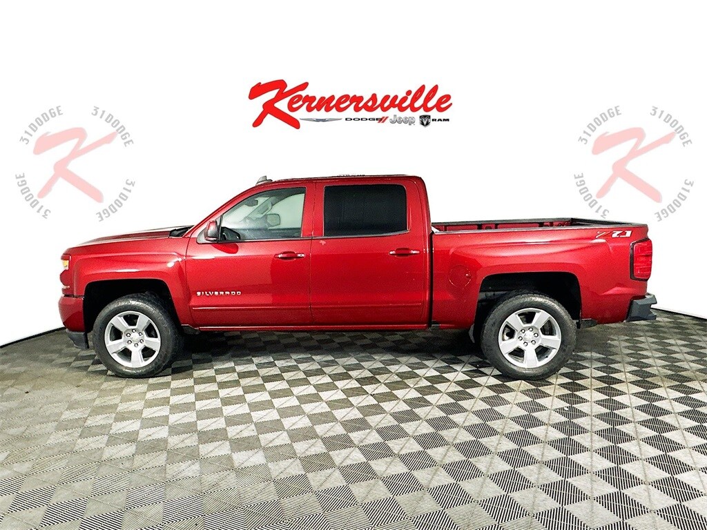 2018 Chevrolet Silverado 1500 LT photo 4