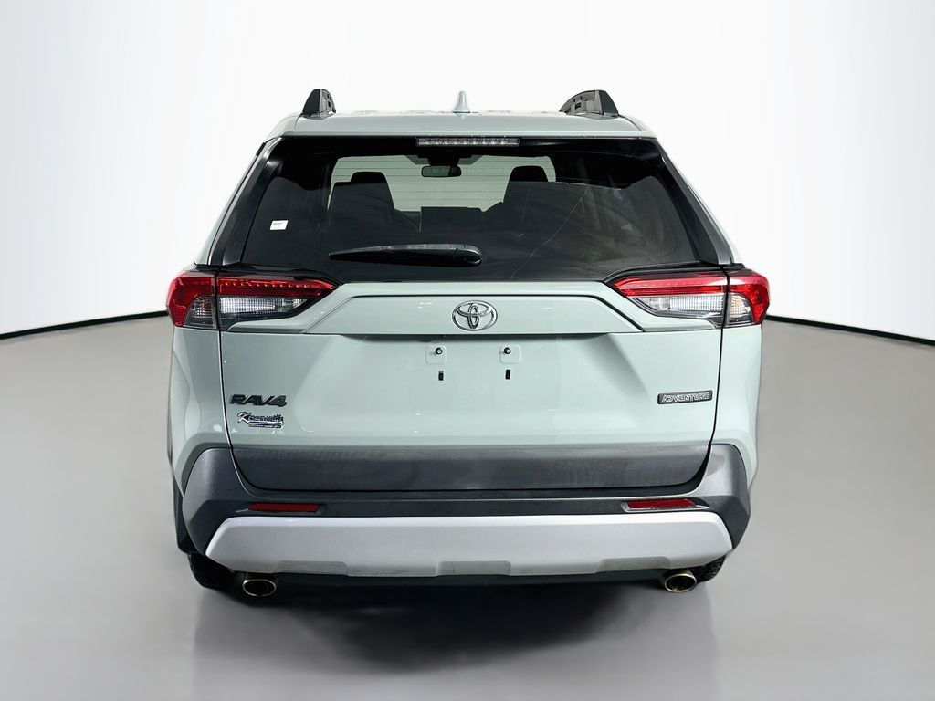 ToyotaRAV46
