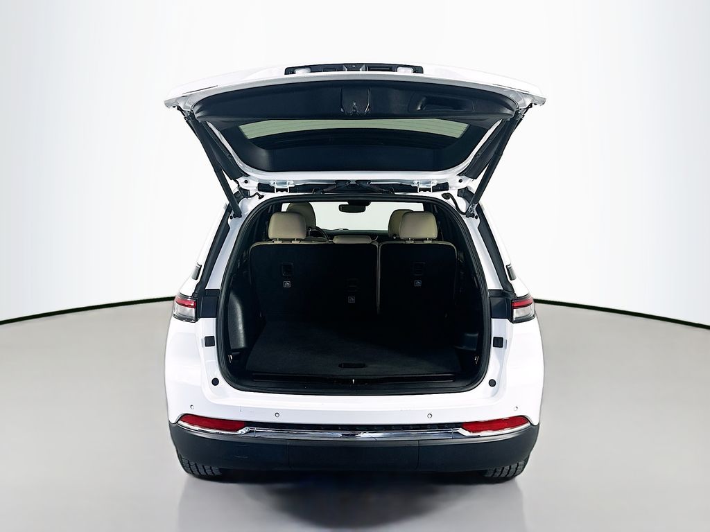JeepGrand Cherokee29