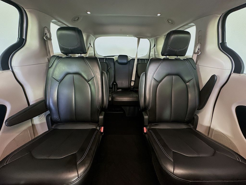 ChryslerPacifica13