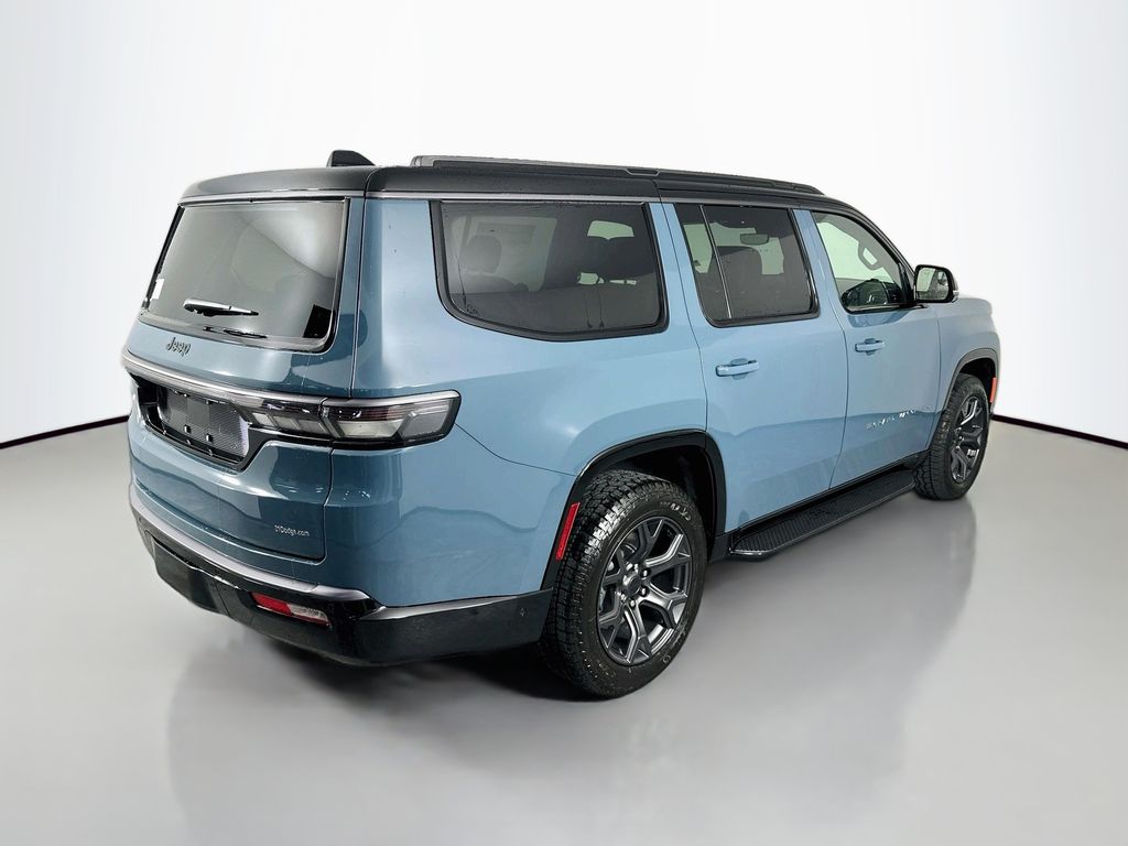 JeepGrand Wagoneer7
