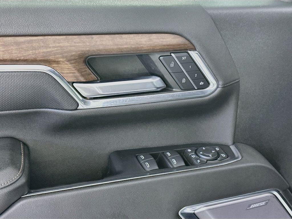 ChevroletSilverado 2500HD25