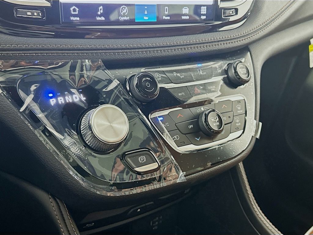 ChryslerPacifica12