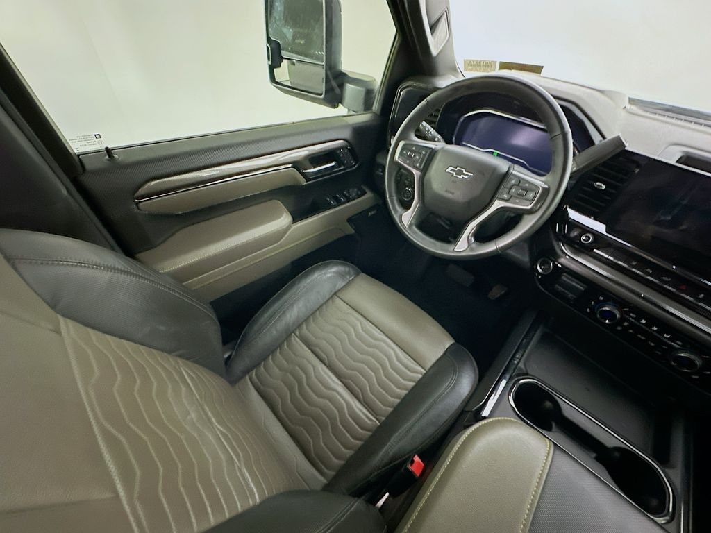 ChevroletSilverado 2500HD9