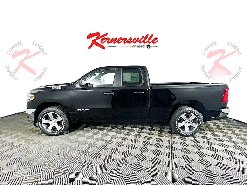 2025 Ram 1500 Tradesman photo 4