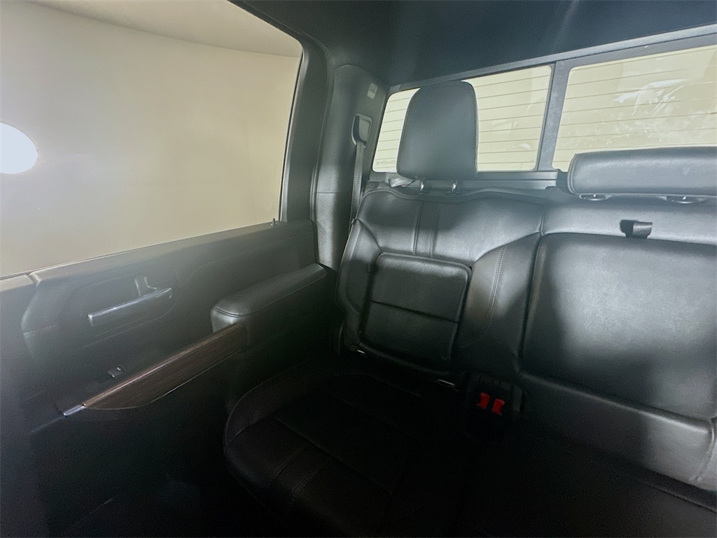 ChevroletSilverado 2500HD12