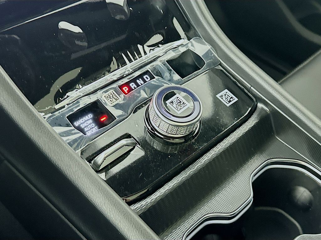 JeepGrand Cherokee12