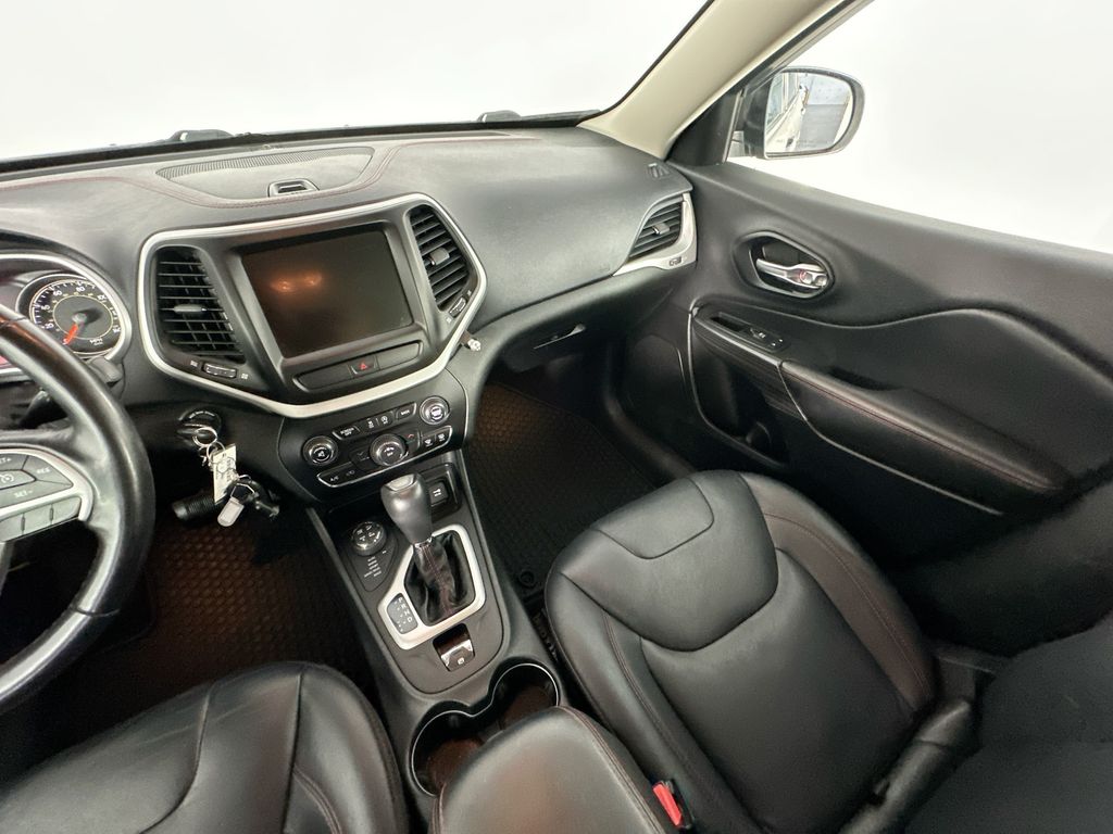 JeepCherokee11
